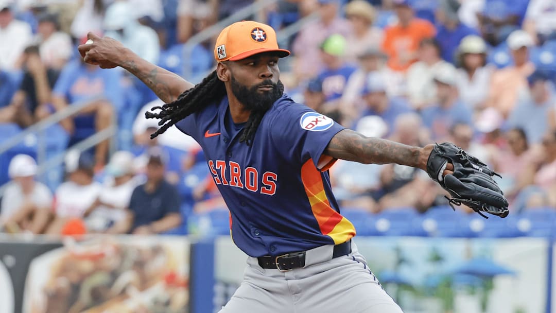 Mar 16, 2025; Port St. Lucie, Florida, USA; Houston Astros pitcher Miguel Castro throws a pitch during the third inning against the New York Mets at Clover Park. Mar 16, 2025; Port St. Lucie, Florida, USA; Houston Astros pitcher Miguel Castro throws a pitch during the third inning against the New York Mets at Clover Park.