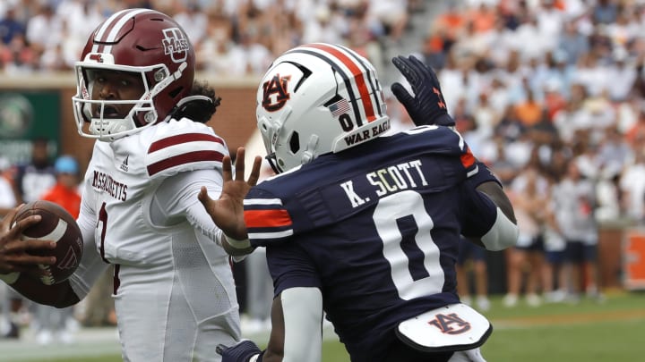 Auburn Tigers cornerback Keionte Scott is one of the defensive leaders in 2024.