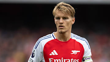 Arsenal FC v Brighton & Hove Albion FC - Premier League