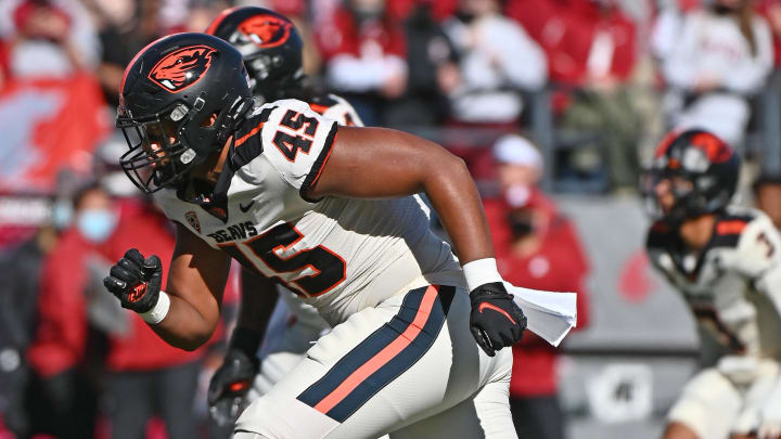 Oct 9, 2021; Pullman, Washington, USA; Oregon State Beavers linebacker Semisi Saluni (45) runs towards the line against the Washington State Cougars in the first half at Gesa Field at Martin Stadium. Mandatory Credit: James Snook-USA TODAY Sports