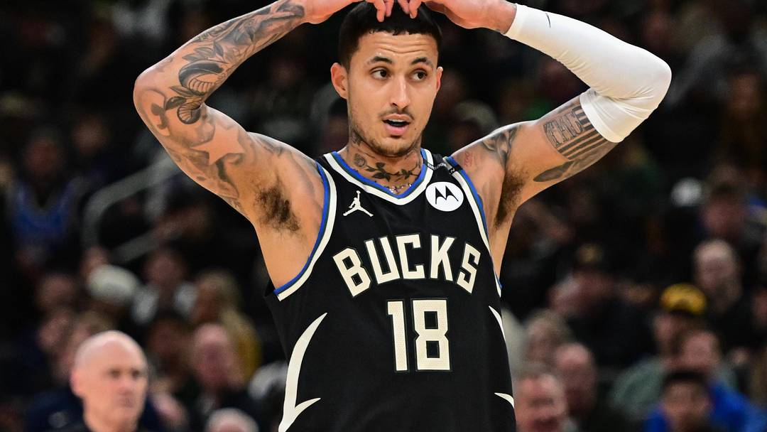 Apr 27, 2025; Milwaukee, Wisconsin, USA; Milwaukee Bucks forward Kyle Kuzma (18) reacts in the third quarter against the Indiana Pacers during game four of first round for the 2024 NBA Playoffs at Fiserv Forum. Mandatory Credit: Benny Sieu-Imagn Images Apr 27, 2025; Milwaukee, Wisconsin, USA; Milwaukee Bucks forward Kyle Kuzma (18) reacts in the third quarter against the Indiana Pacers during game four of first round for the 2024 NBA Playoffs at Fiserv Forum. Mandatory Credit: Benny Sieu-Imagn Images