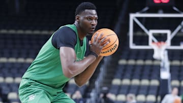 Mar 20, 2024; Pittsburgh, PA, USA;  Oregon Ducks center N'Faly Dante (1) during practice before their 2024 NCAA Tournament First Round game at PPG Paints Arena.