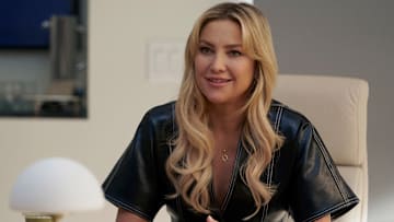 Kate Hudson as Isla Gordon in Episode 105 of Running Point 