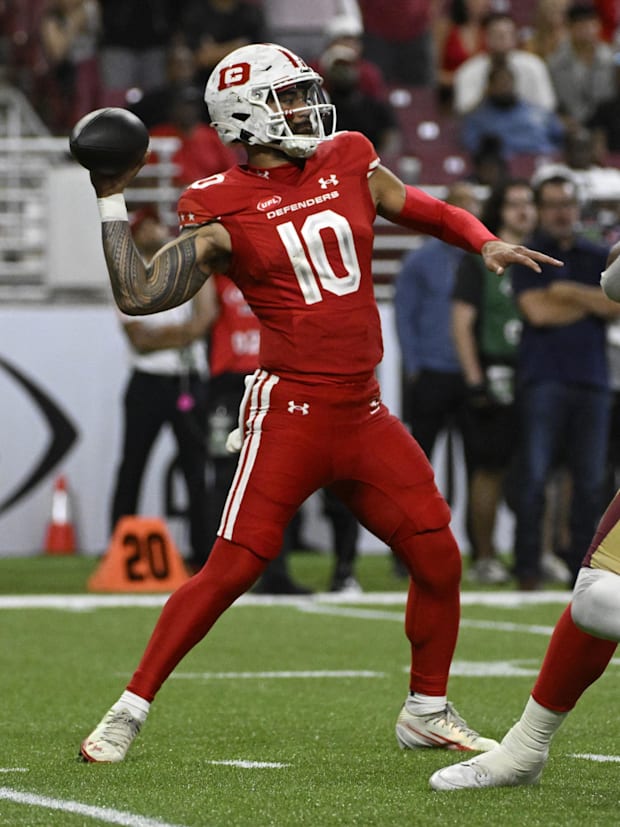 DC Defenders quarterback Jordan Ta'amu.