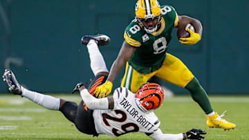 Green Bay Packers running back Josh Jacobs (8) stiff-arms Cincinnati Bengals cornerback Cam Taylor-Britt (29) on Sunday, October 12, 2025, at Lambeau Field in Green Bay, Wis. The Packers won the game, 27-18.
Tork Mason/USA TODAY NETWORK-Wisconsin
