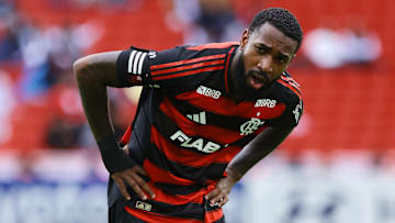 Gerson se machucou contra o Palmeiras, no Allianz