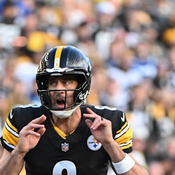 Nov 2, 2025; Pittsburgh, Pennsylvania, USA;  Pittsburgh Steelers quarterback Aaron Rodgers (8) calls a play at the line against the Indianapolis Colts during the second half at Acrisure Stadium. Mandatory Credit: Barry Reeger-Imagn Images