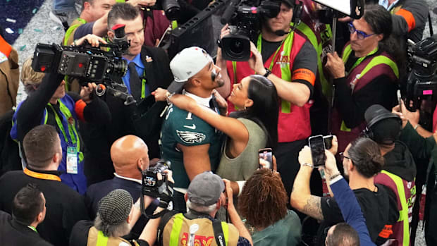 Jalen Hurst, Bry Burrows