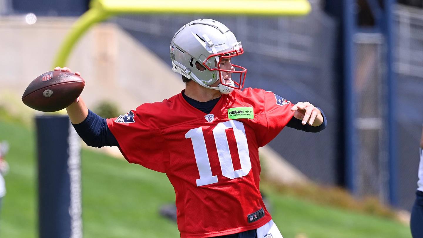 PFF Stacks Up Patriots' Drake Maye Against NFL in Latest QB Rankings - Vimarsana News