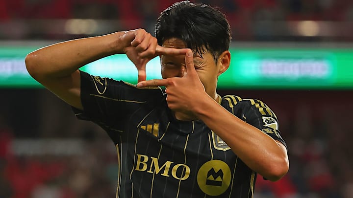 LAFC เอาชนะแวนคูเวอร์ ไวท์แคปส์ แต่ปฏิเสธว่าเป็นคู่แข่งขันแม้จะบดขยี้พวกเขาในเพลย์ออฟล่าสุด