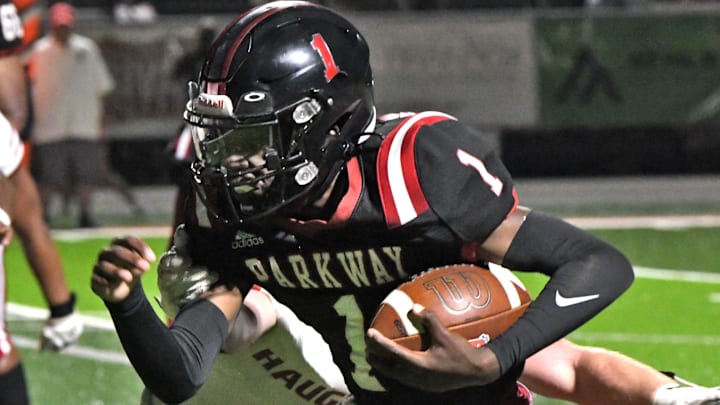 Parkway quarterback Kaleb Williams 
