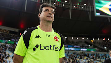 Fernando Diniz é o atual comandante do Vasco