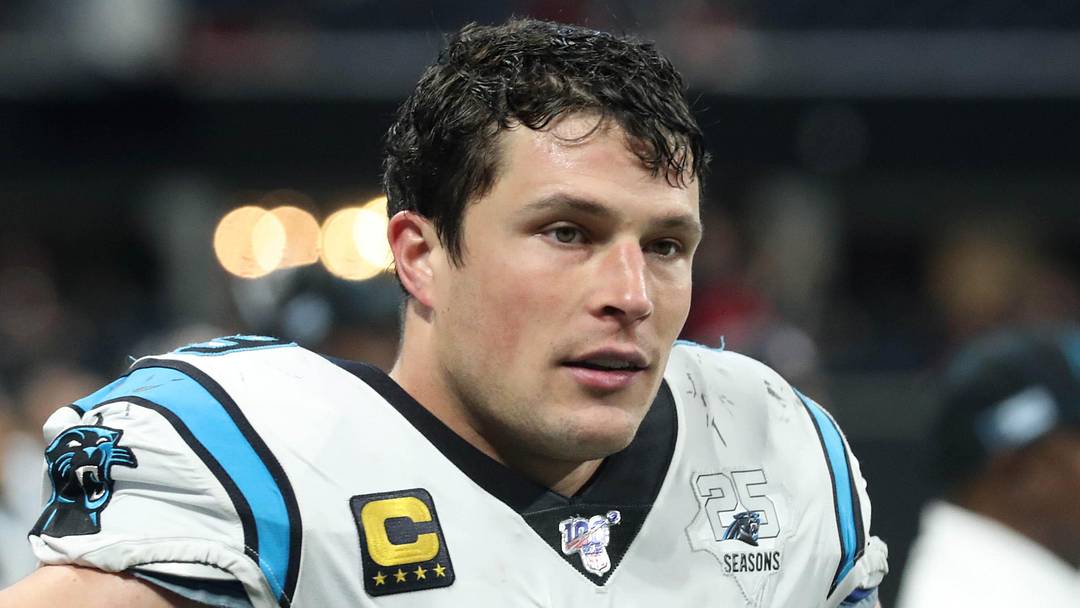 Dec 8, 2019; Atlanta, GA, USA; Carolina Panthers middle linebacker Luke Kuechly (59) reacts after a play in the fourth quarter against the Atlanta Falcons at Mercedes-Benz Stadium. Mandatory Credit: Jason Getz-Imagn Images