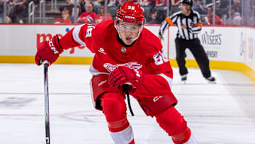 Buffalo Sabres v Detroit Red Wings