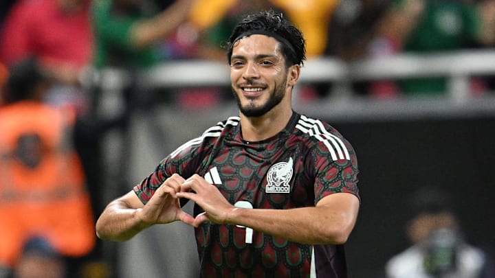 Raúl Jiménez has three goal involvements in his last three appearances with El Tri. Raúl Jiménez has three goal involvements in his last three appearances with El Tri.