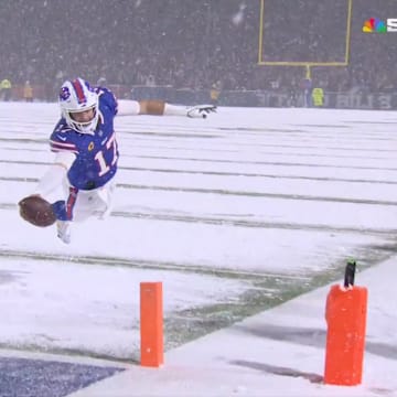 Allen scored to make it 28-3 vs. the 49ers.
