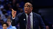 Dec 2, 2025; Lexington, Kentucky, USA; North Carolina Tar Heels head coach Hubert Davis calls out a play during the first half against the Kentucky Wildcats at Rupp Arena at Central Bank Center. Mandatory Credit: Jordan Prather-Imagn Images
