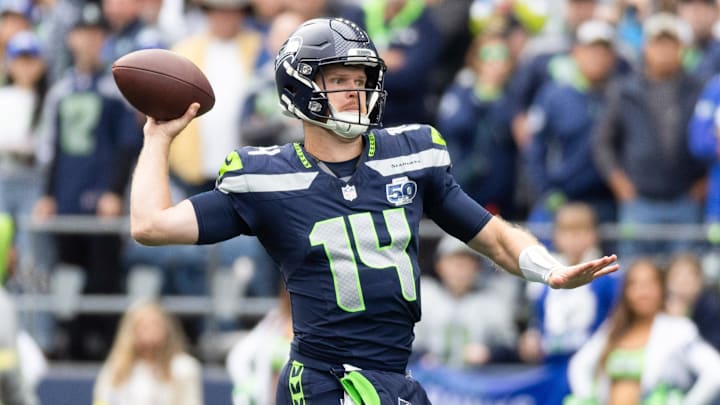 The Seattle Seahawks and quarterback Sam Darnold are 2-1 this season.