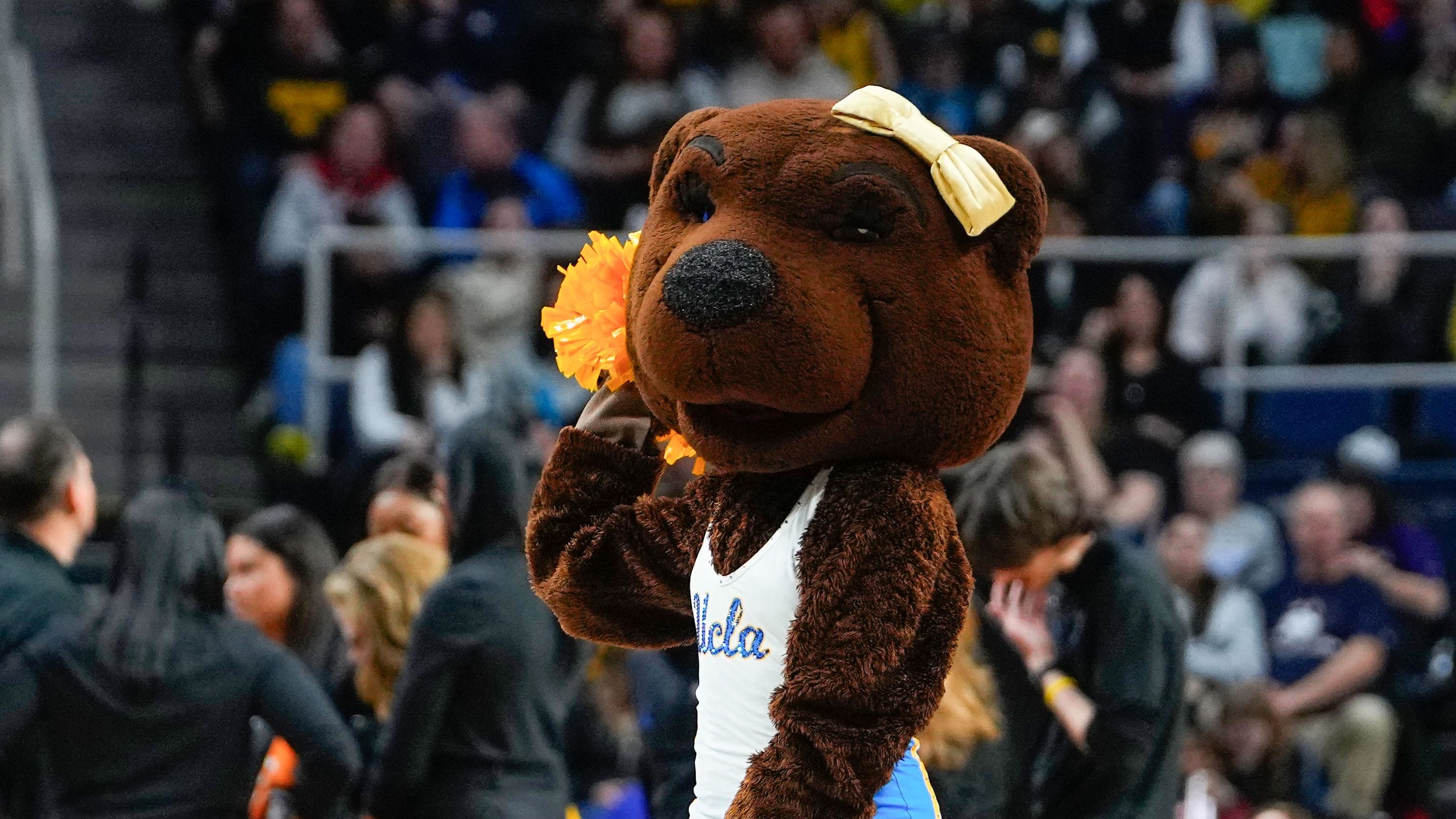 UCLA Women’s Basketball: 5-Star Commit Breaks Down Decision to Join Bruins in 2025