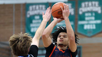 Jan 3, 2025; Gilbert, AZ, USA; Roosevelt High School (CA) guard Brayden Burries (5) against Sandra Day O’Connor High School (AZ) during the Hoophall West High School Invitational at Highland High School. Mandatory Credit: Mark J. Rebilas-Imagn Imagesn Images