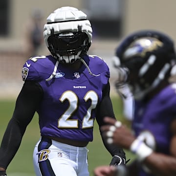 Jul 27, 2024; Owings Mill , MD, USA; Baltimore Ravens running back Derrick Henry (22) moved into position during the afternoon session of training camp at the Under Armour Performance Center,  Mandatory Credit: Tommy Gilligan-Imagn Images