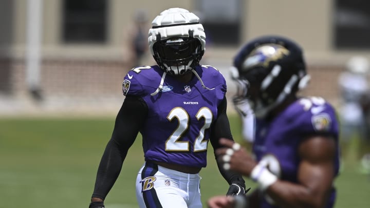 Jul 27, 2024; Owings Mill , MD, USA; Baltimore Ravens running back Derrick Henry (22) moved into position during the afternoon session of training camp at the Under Armour Performance Center,  Mandatory Credit: Tommy Gilligan-USA TODAY Sports