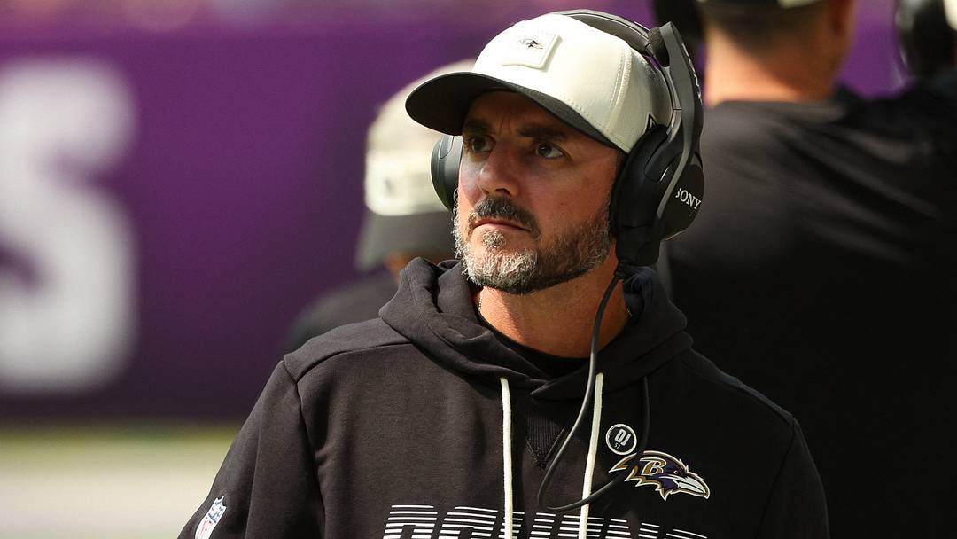 Aug 22, 2026; Minneapolis, Minnesota, USA; Baltimore Ravens head coach Jesse Minter looks on during the second half against the Minnesota Vikings at U.S. Bank Stadium. Mandatory Credit: Matt Krohn-Imagn Images Aug 22, 2026; Minneapolis, Minnesota, USA; Baltimore Ravens head coach Jesse Minter looks on during the second half against the Minnesota Vikings at U.S. Bank Stadium. Mandatory Credit: Matt Krohn-Imagn Images