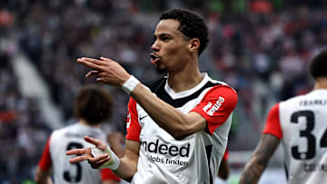 Hugo Ekitike im Trikot von Eintracht Frankfurt. In der kommenden Saison wird er das Shirt des FC Liverpool tragen