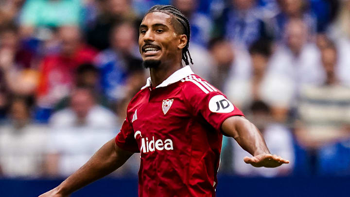 Loïc Badé - Séville FC Loïc Badé - Séville FC