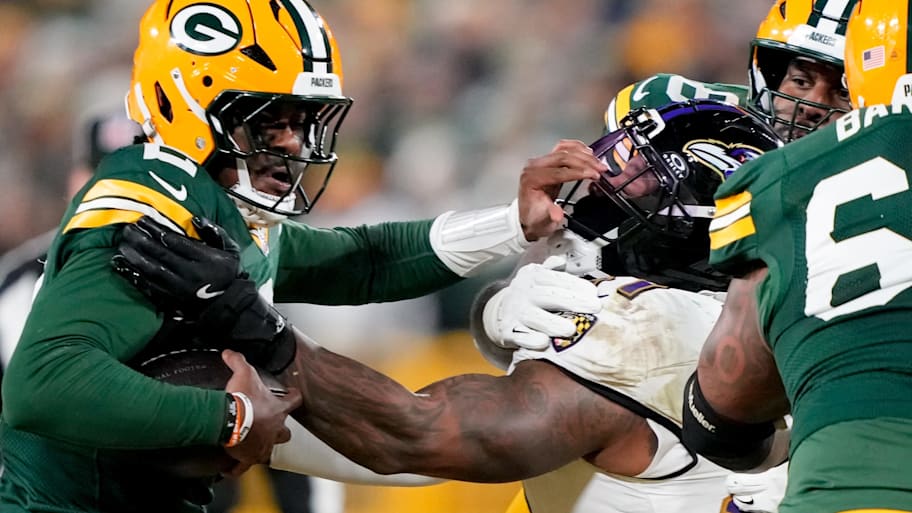 New England Patriots defensive end Dre'Mont Jones