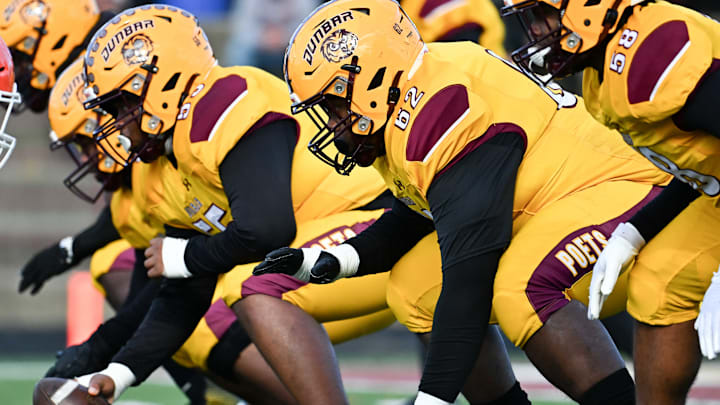 Dunbar and Fort Hill have been two of the most consistent public school state powers of this century. The Poets and Sentinels collide Sept. 12 at Greenway Avenue Stadium in Western Maryland. Dunbar and Fort Hill have been two of the most consistent public school state powers of this century. The Poets and Sentinels collide Sept. 12 at Greenway Avenue Stadium in Western Maryland.