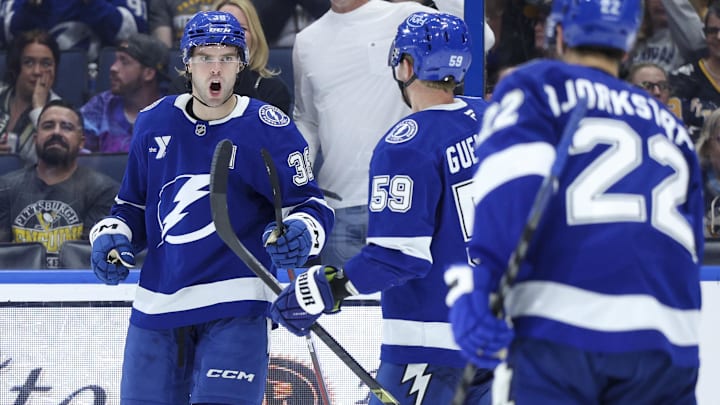 Brandon Hagel and the Lightning are road favorites in Toronto.