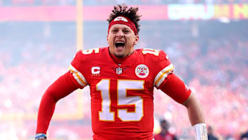 Patrick Mahomes suma 24 pases para touchdown en postemporada