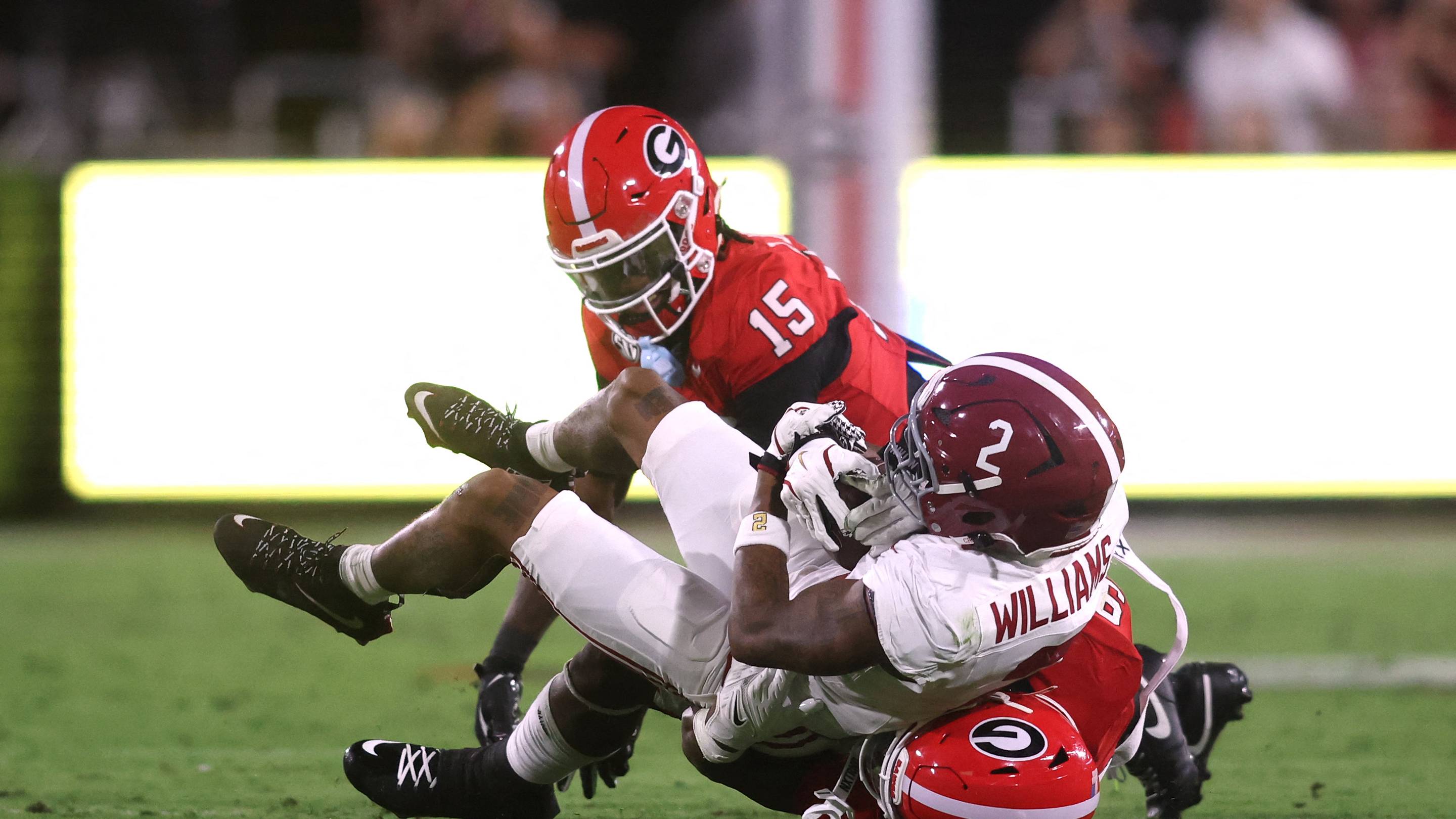 Demello Jones Knows There is Still Work to Do After Snagging First Interception for Georgia Football