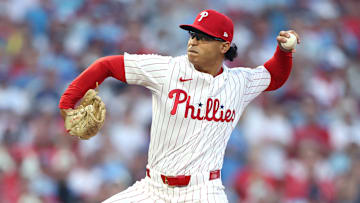 Division Series - Los Angeles Dodgers v Philadelphia Phillies - Game Two