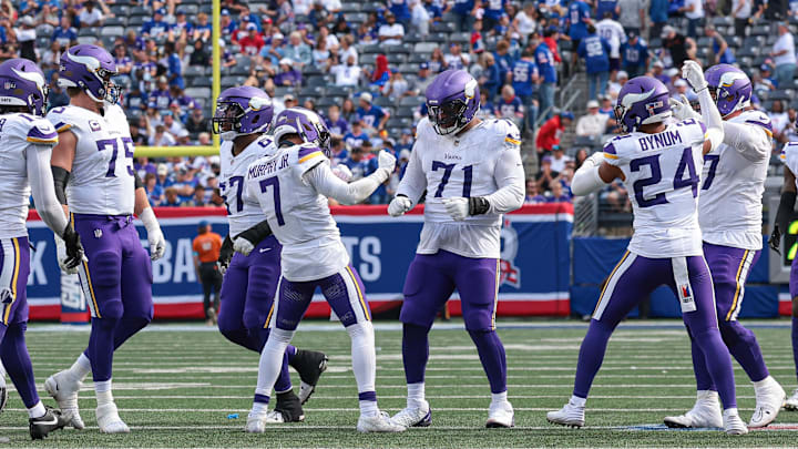 Minnesota Vikings cornerback Byron Murphy Jr. (7) celebrates with teammates after defensive stop during the second half against the New York Giants at MetLife Stadium in East Rutherford, N.J., on Sept. 8, 2024. 