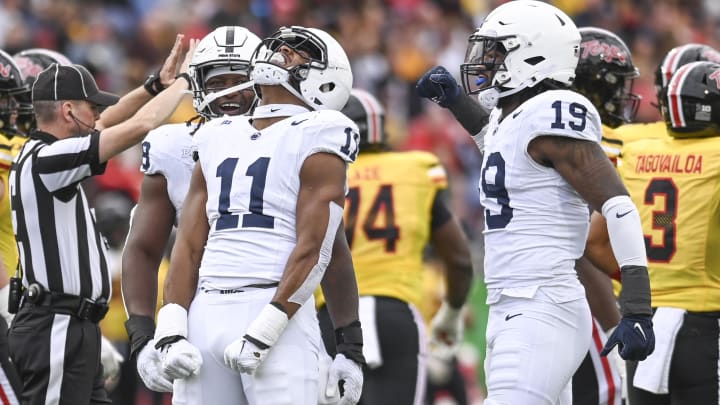 Penn State Nittany Lions linebacker Abdul Carter (11) celebrates after sacking Maryland Terrapins quarterback Taulia Tagovailoa.