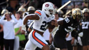 Auburn Tigers running back Jarquez Hunter was named preseason All-SEC.