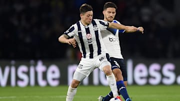 Rodrigo Garro ainda não foi regularizado pelo Corinthians