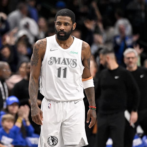 Dallas Mavericks Kyrie Irving 
