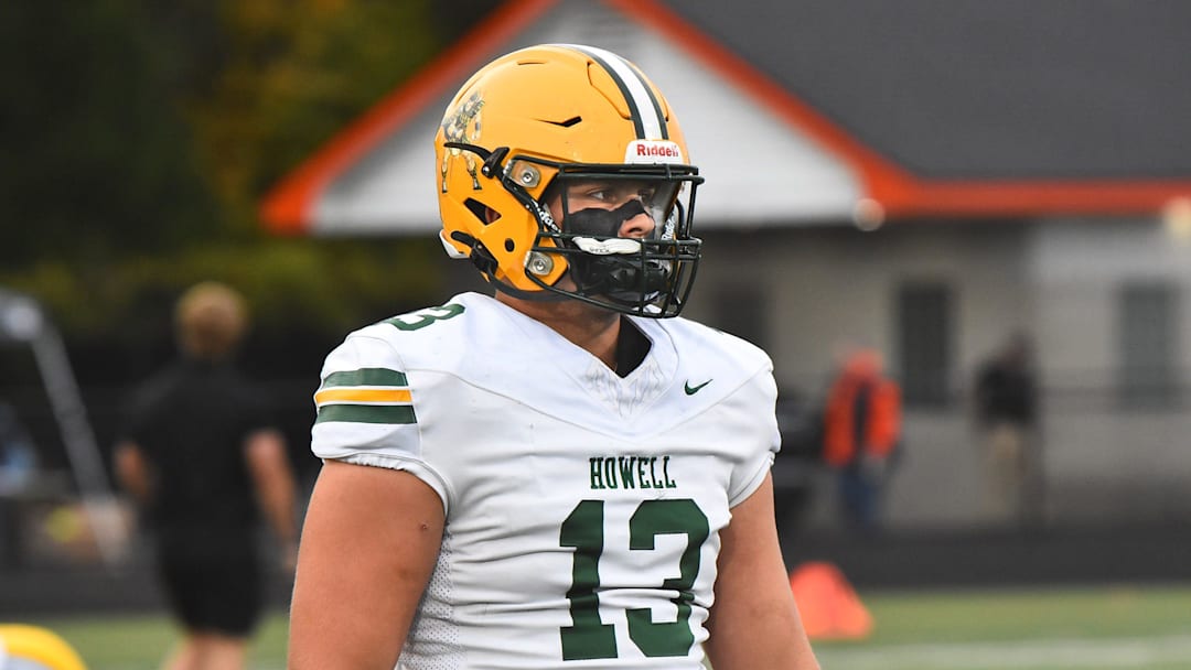 Howell defensive tackle Jackson Pahl is the 2025 Livingston County football Defensive Player of the Year.