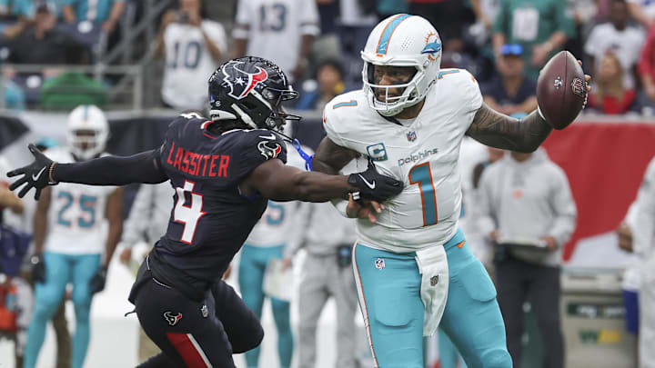 Miami Dolphins quarterback Tua Tagovailoa