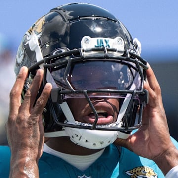 Jaguars two-way star Travis Hunter was seen limping after a defensive play.