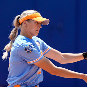 Tennessee pitcher Karlyn Pickens (23) throws a pitch during a Women's College World Series softball game between the Tennessee Volunteers and the Texas Longhorns at Devon Park in Oklahoma City, Monday, June 2, 2025. Texas won 2-0.