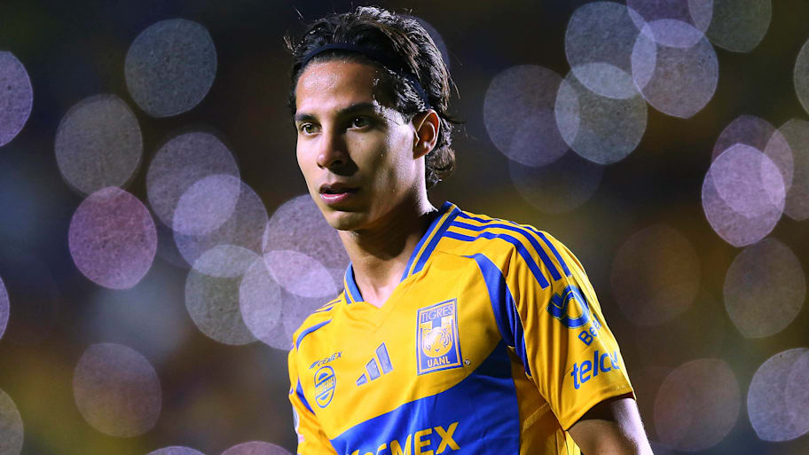 Diego Lainez for Tigres.