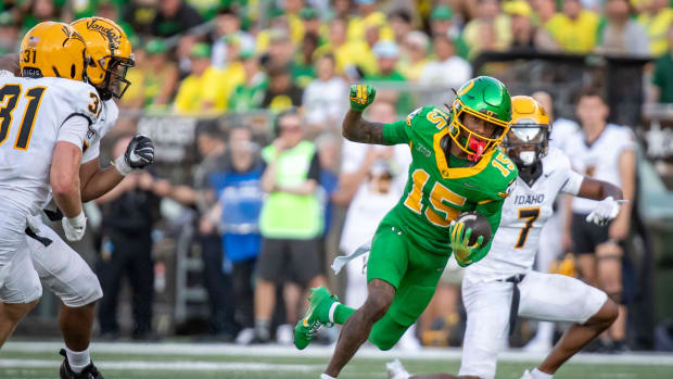 Oregon Ducks wide receiver Tez Johnson picks up yards as the Oregon Ducks host the Idaho Vandals Saturday, Aug. 31, 2024 at A