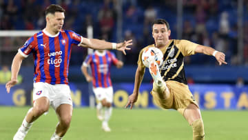 Jogo de ida entre Athletico-PR e Cerro Poteño terminou 1 a 1