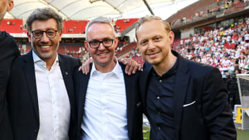 VfB-Präsident Claus Voigt, Vorstandsboss Alexander Wehrle und Rouven Kasper, Vorstand Marketing und Vertrieb (von links)