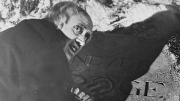Scrooge at his own grave in ‘A Christmas Carol’ (1951)