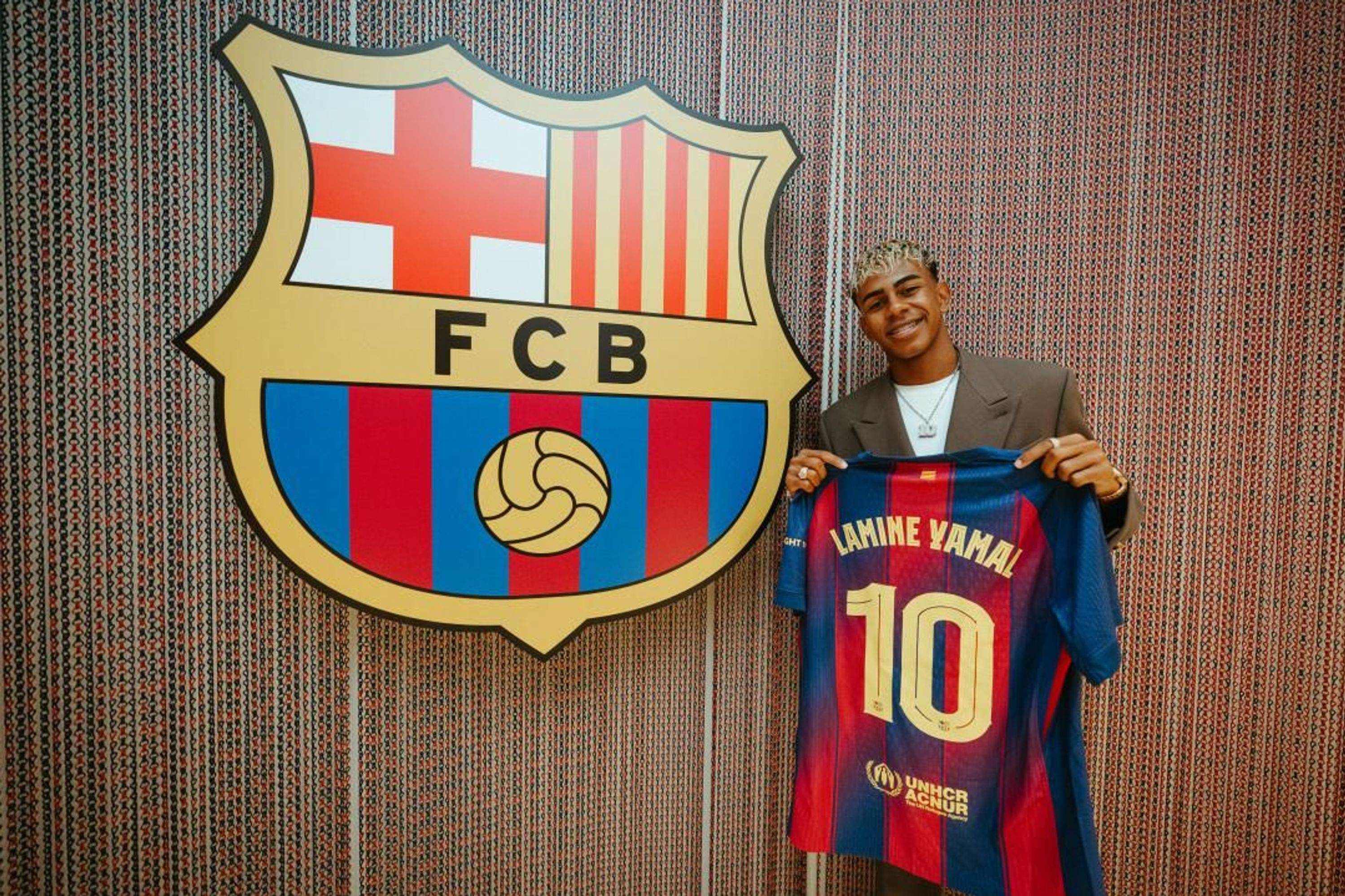 Lamine Yamal's No. 10 Shirt 'Sets Unprecedented Landmark' for